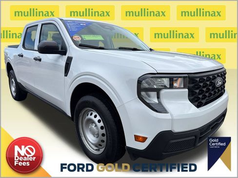 Used 2025 Ford Maverick XL w/ Equipment Group 102A AWD/4WD image 1