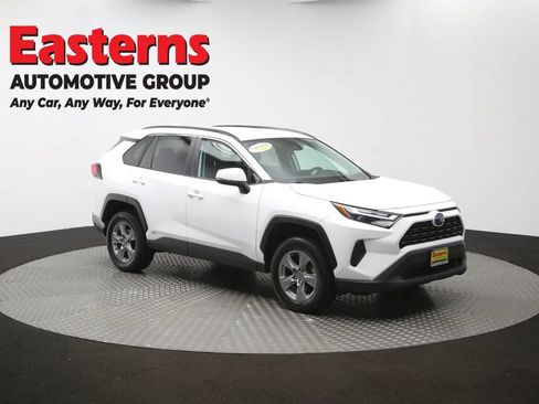 Used 2022 Toyota RAV4 XLE AWD/4WD image 48