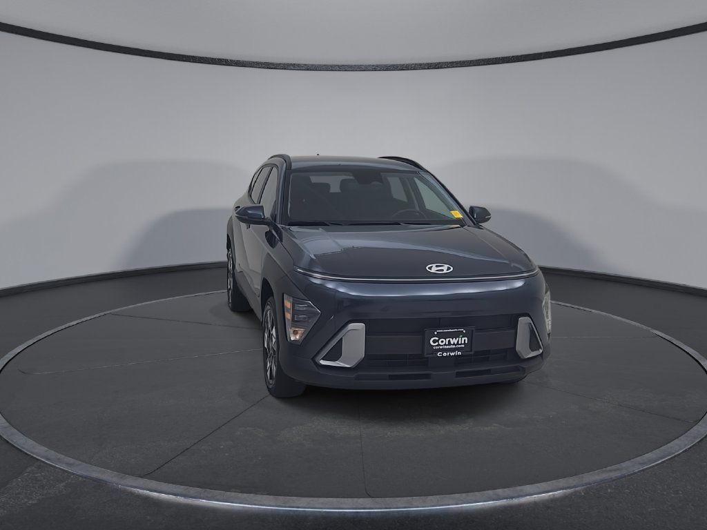 Used 2025 Hyundai Kona SEL AWD/4WD image 5