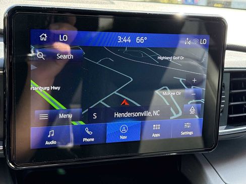 Used 2023 Ford Explorer XLT w/ Equipment Group 202A AWD/4WD image 14