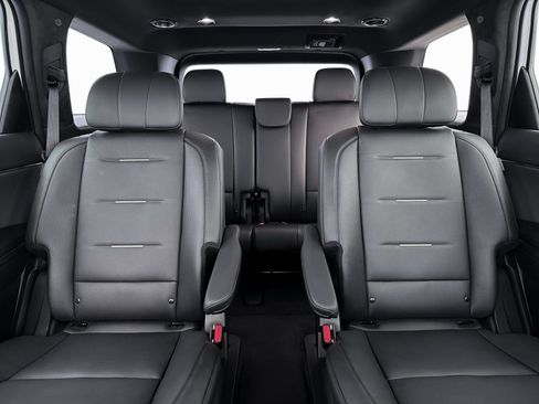New 2026 Hyundai Palisade Calligraphy FWD image 16