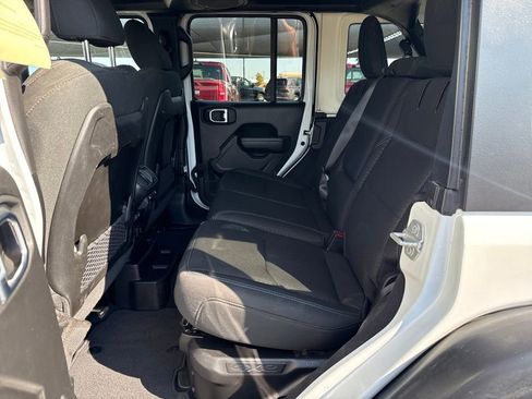 Used 2024 Jeep Wrangler Unlimited Rubicon 4xe image 33