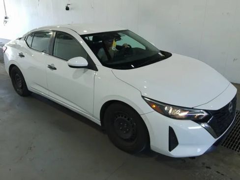 Used 2024 Nissan Sentra S FWD image 1