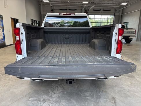 Used 2024 Chevrolet Silverado 1500 RST w/ Z71 Off-Road Package image 9