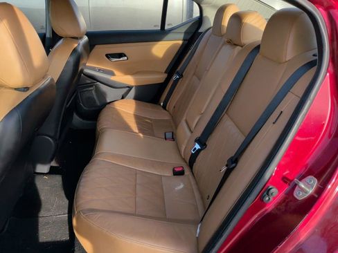 Used 2020 Nissan Sentra SV w/ SV Premium Package image 11