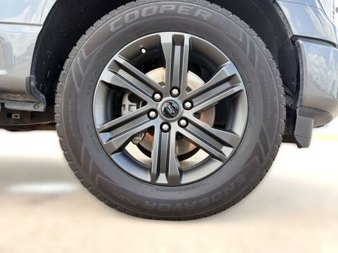 Used 2021 Ford F150 Lariat image 11