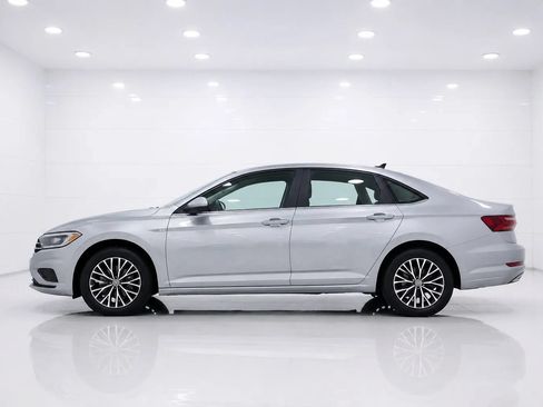 Used 2019 Volkswagen Jetta SEL FWD image 2