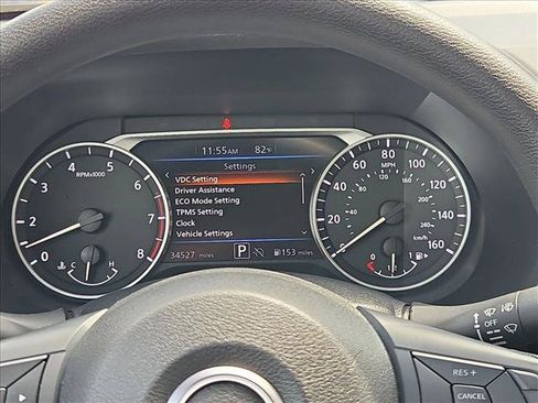 Used 2025 Nissan Sentra SV FWD image 11
