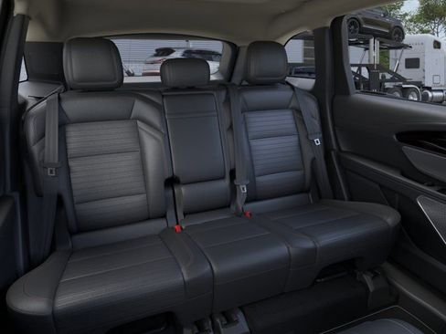 New 2026 Lincoln Nautilus Reserve AWD/4WD image 11