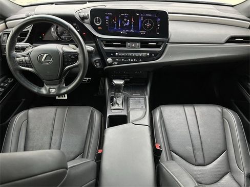 Used 2022 Lexus ES 350 F Sport image 11