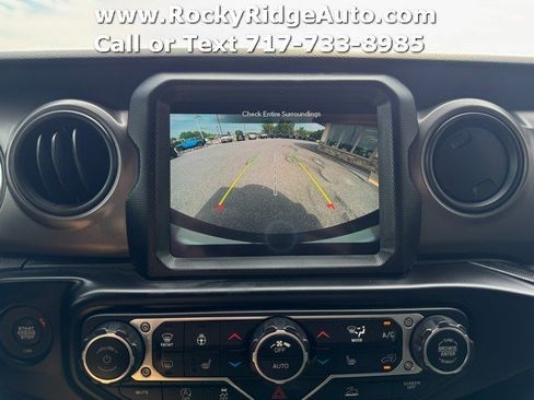 Used 2022 Jeep Wrangler Unlimited Sport AWD/4WD image 27