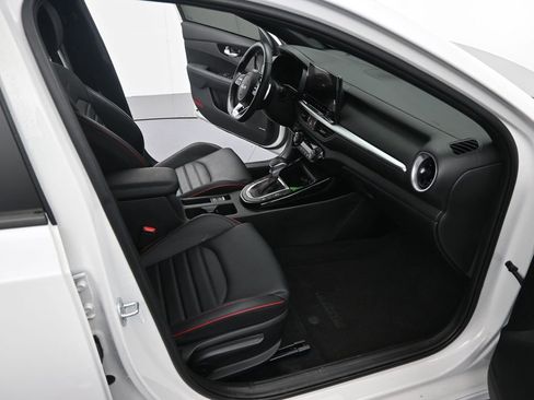 Certified 2024 Kia Forte GT w/ GT2 Package image 17