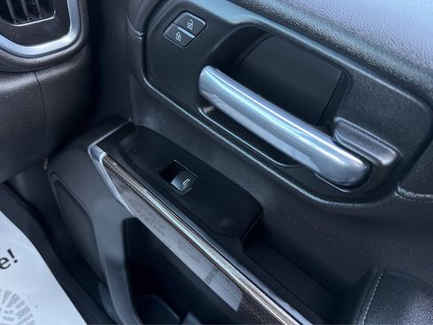 Used 2019 Chevrolet Silverado 1500 LT AWD/4WD image 15