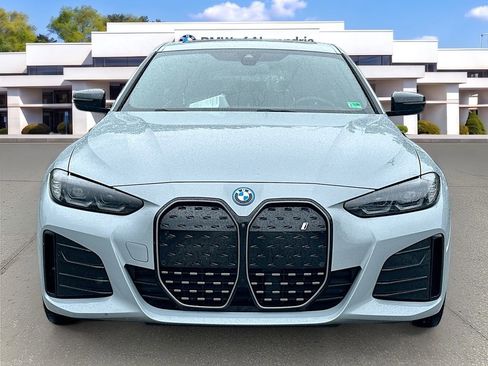 Used 2024 BMW i4 xDrive40i w/ M Sport Package AWD/4WD image 2