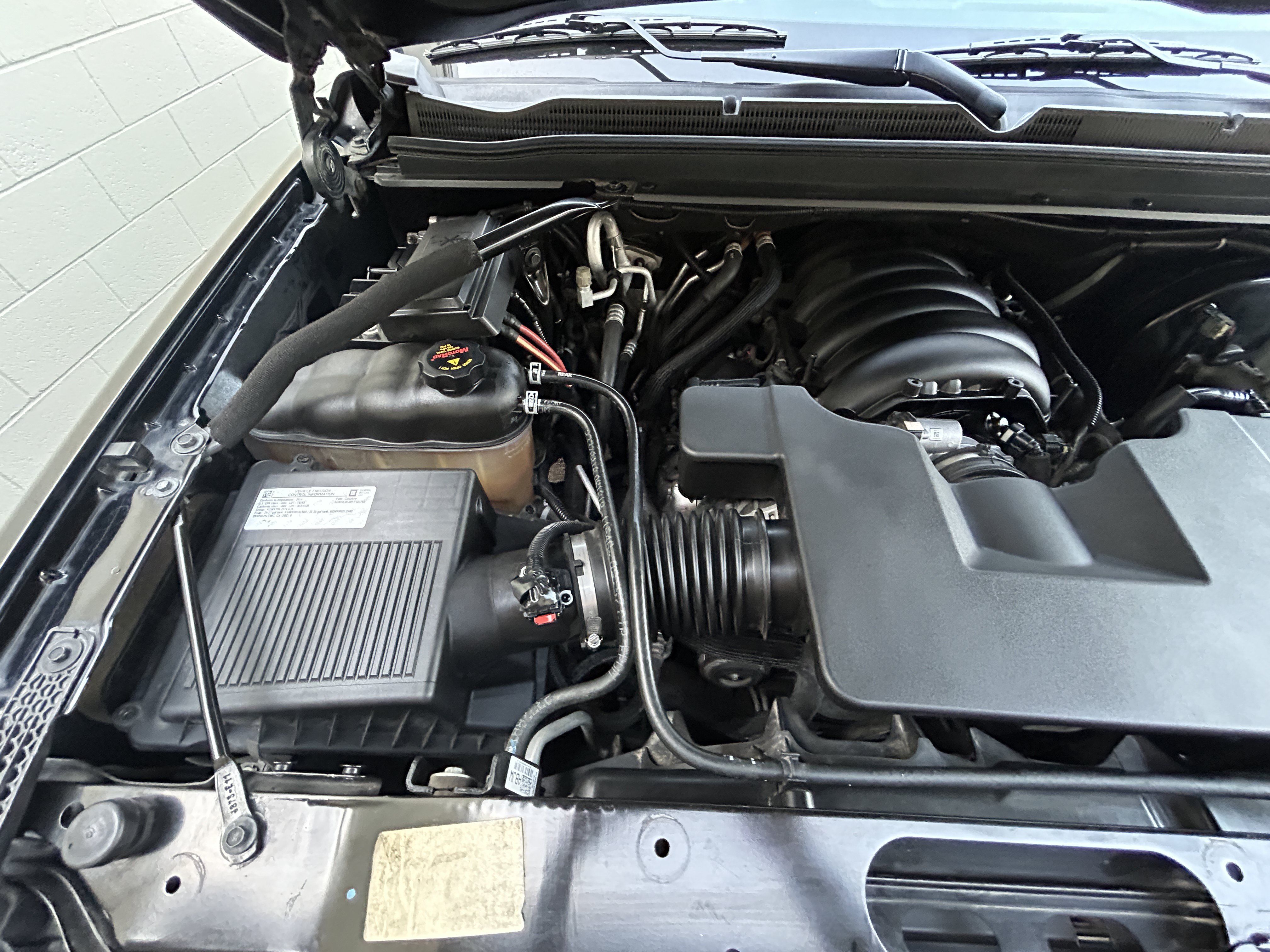 Used 2019 Chevrolet Suburban Premier AWD/4WD image 15