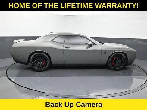 Used 2023 Dodge Challenger SRT Hellcat w/ Driver Convenience Group RWD image 7