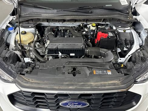 Used 2023 Ford Escape ST-Line FWD image 38