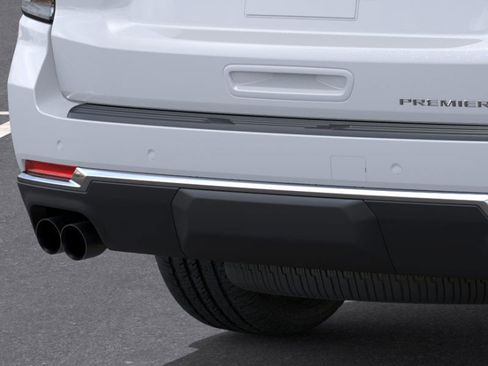 New 2026 Chevrolet Suburban Premier image 14