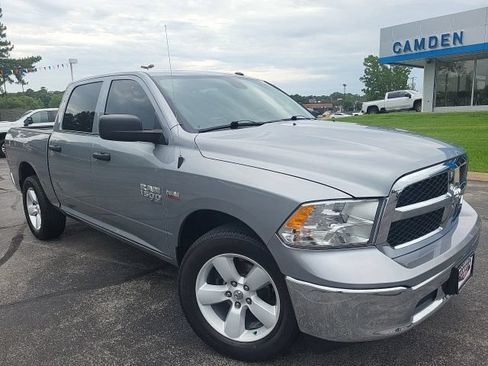 Used 2023 RAM 1500 Classic SLT AWD/4WD image 2