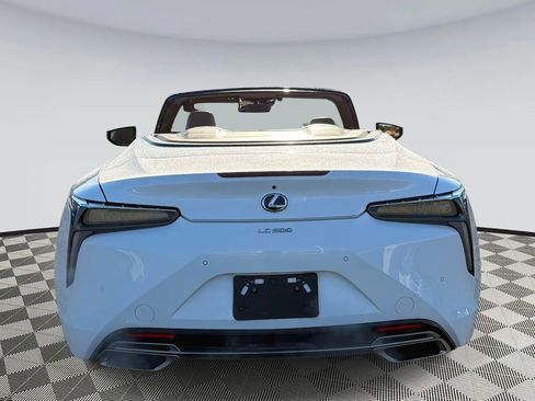 Used 2021 Lexus LC 500 Convertible image 4