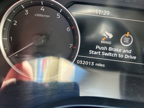 Used 2025 Mitsubishi Outlander SE FWD image 7