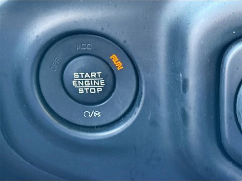 Used 2021 Jeep Wrangler Unlimited Sport image 21