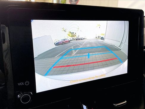 Used 2024 Toyota Corolla SE image 12