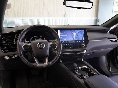 Used 2024 Lexus RX 350 w/ Convenience Package AWD/4WD image 11