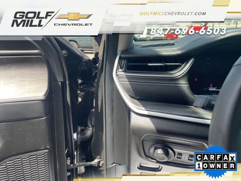 Used 2023 Jeep Grand Cherokee L Limited AWD/4WD image 17