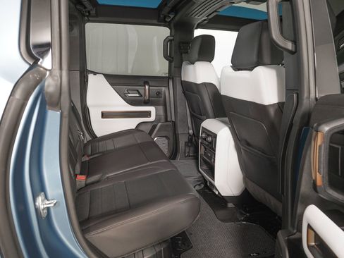 Used 2024 GMC Hummer EV 3X w/ Omega Edition AWD/4WD image 12