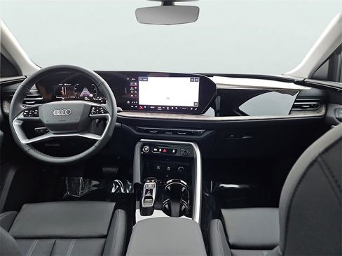 New 2025 Audi Q5 Premium Plus image 5