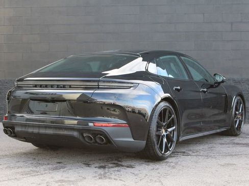 Certified 2026 Porsche Panamera 4S AWD/4WD image 10
