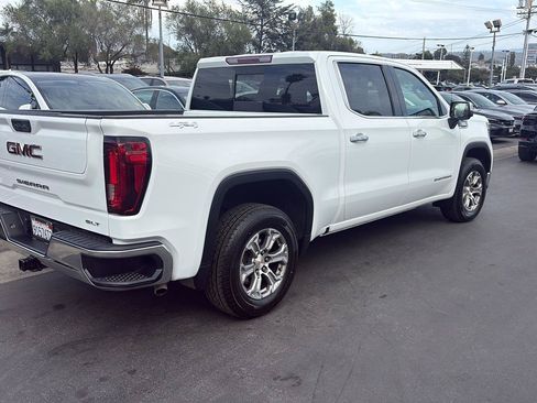 Used 2023 GMC Sierra 1500 SLT w/ SLT Convenience Package AWD/4WD image 4