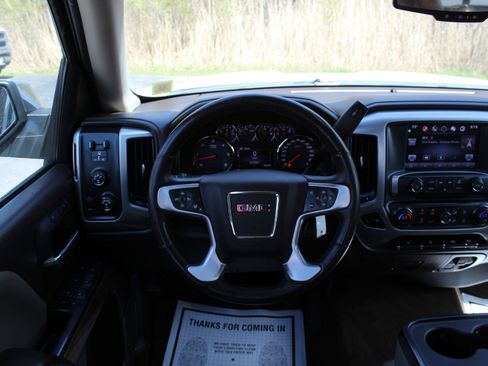 Used 2015 GMC Sierra 1500 SLT w/ SLT Preferred Package AWD/4WD image 20