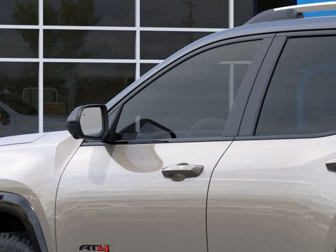 New 2026 GMC Terrain AT4 w/ Technology Package II AWD/4WD image 27