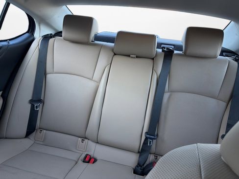 Used 2021 Lexus ES 250 w/ Premium Package image 15