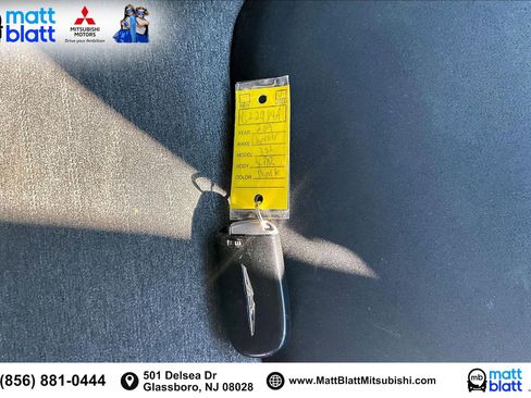 Used 2019 Chrysler 300 Touring w/ Sport Appearance Package image 12