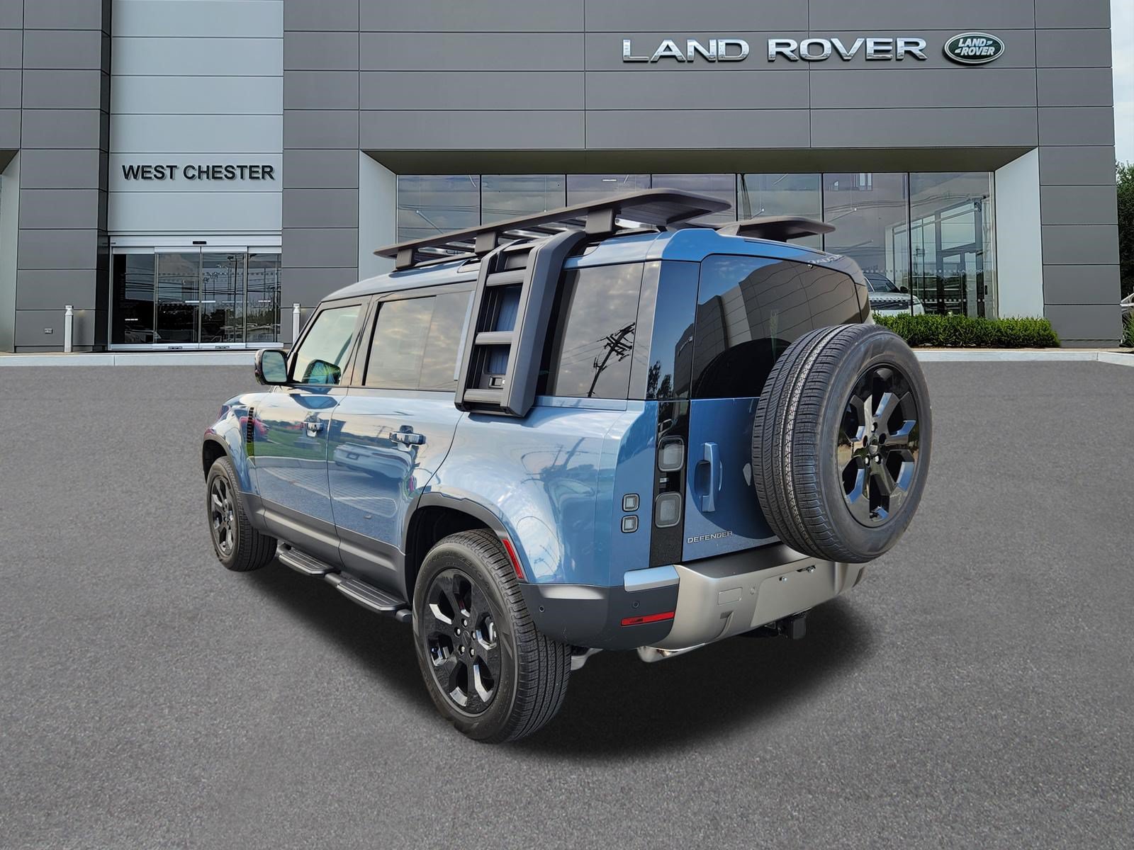 New 2026 Land Rover Defender 110 S AWD/4WD image 3
