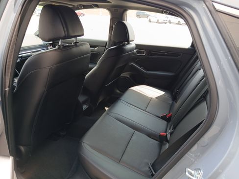 Used 2022 Honda Civic Sport Touring image 9