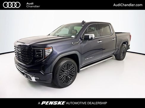 Used 2022 GMC Sierra 1500 Denali Ultimate AWD/4WD image 1