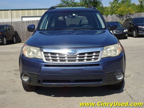 Used 2011 Subaru Forester 2.5X Limited AWD/4WD image 2