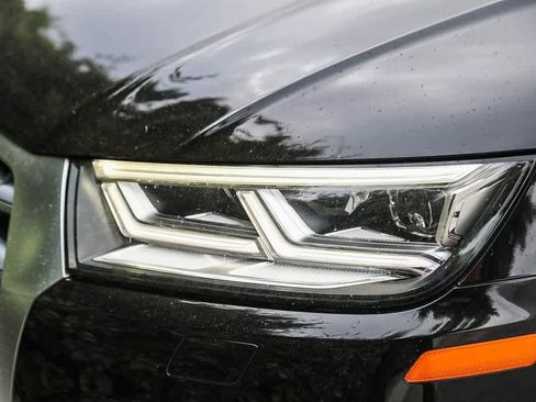 Used 2018 Audi Q5 2.0T Premium Plus w/ Premium Plus Package image 7