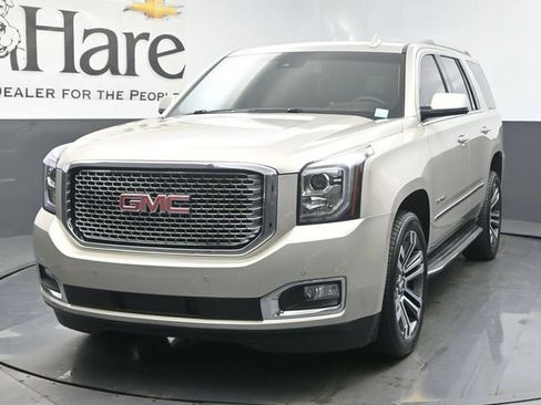 Used 2017 GMC Yukon Denali w/ Open Road Package AWD/4WD image 7