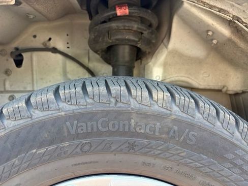 Used 2025 Ford Transit 250 Low Roof w/ Exterior Upgrade Package RWD image 16