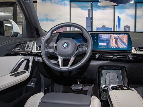 Certified 2024 BMW X2 xDrive28i w/ Premium Package image 16