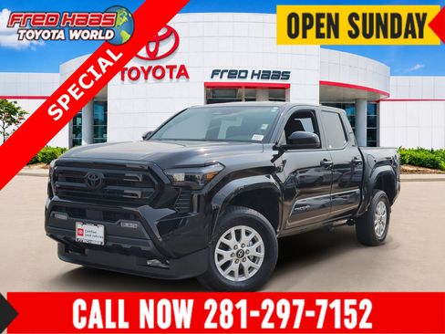 Certified 2026 Toyota Tacoma SR5 AWD/4WD image 1