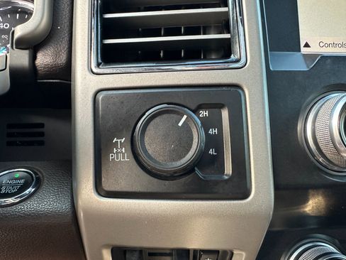 Used 2019 Ford F250 King Ranch w/ King Ranch Ultimate Package image 40