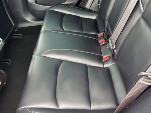 Used 2018 Tesla Model 3 Long Range RWD image 10