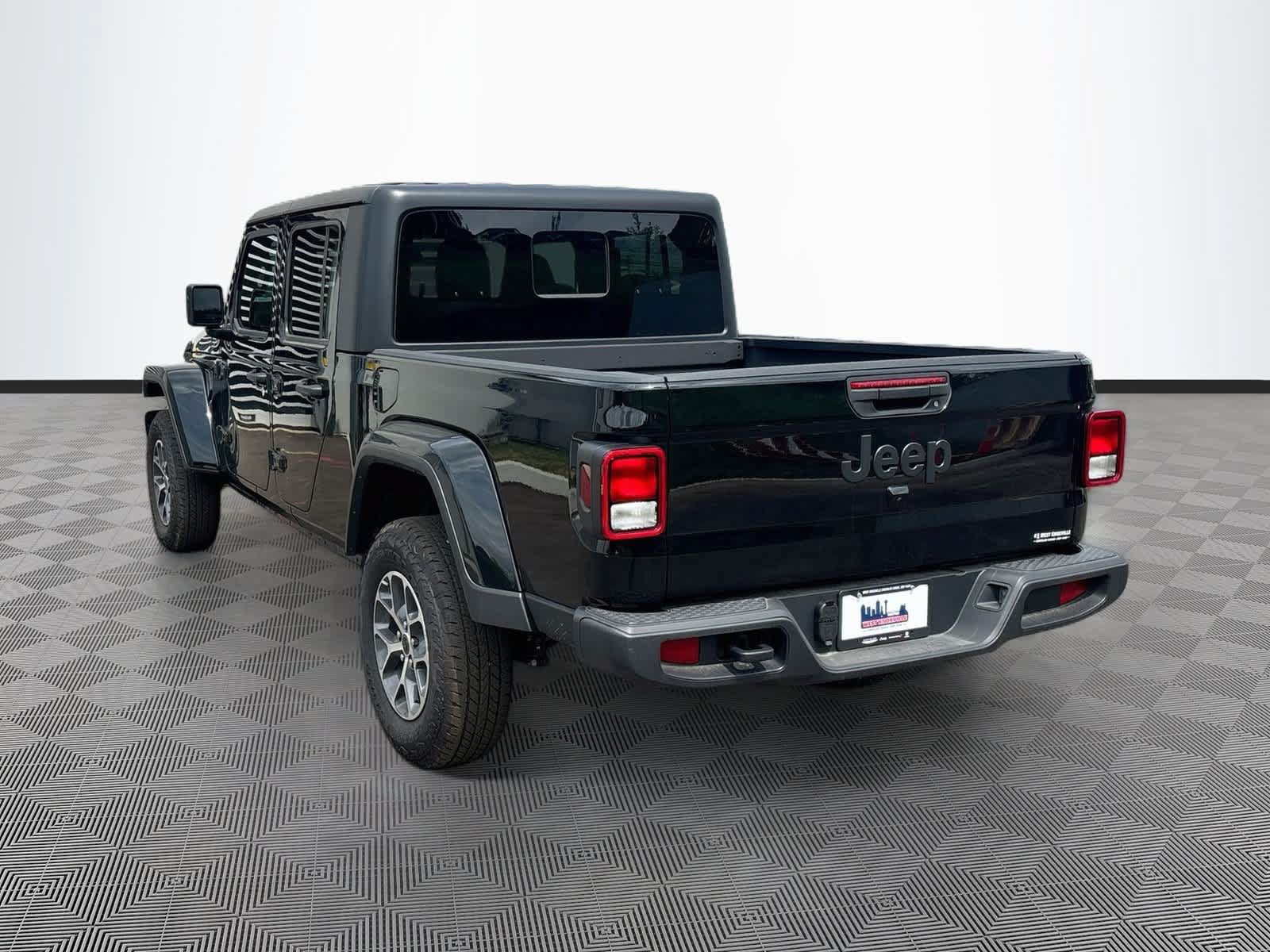 New 2026 Jeep Gladiator Sport AWD/4WD image 7