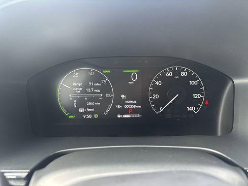 Used 2025 Honda CR-V Sport image 16